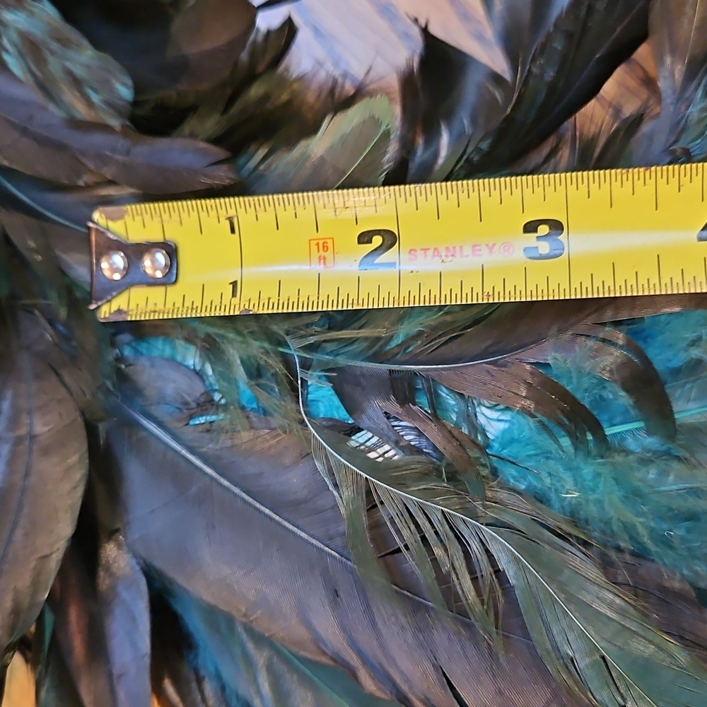 Feather Wreath Black Green 13" - Picture 7 of 8